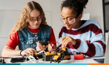 Teens Teach Tech